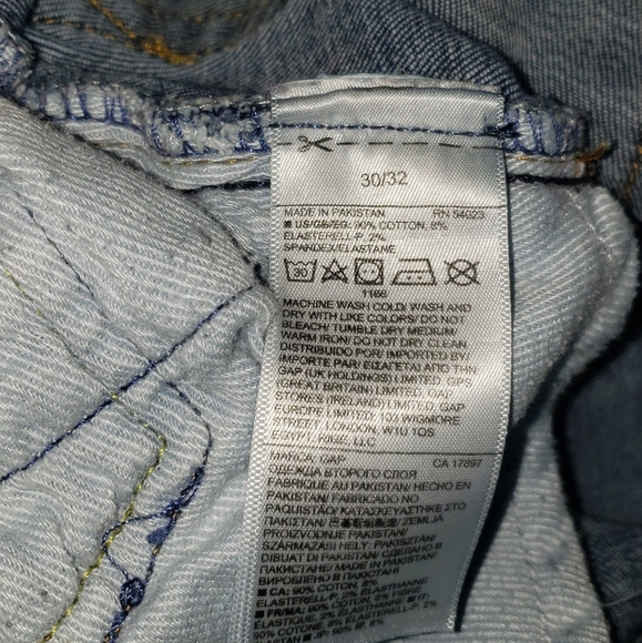 Gap Denim - Picture 4 of 6